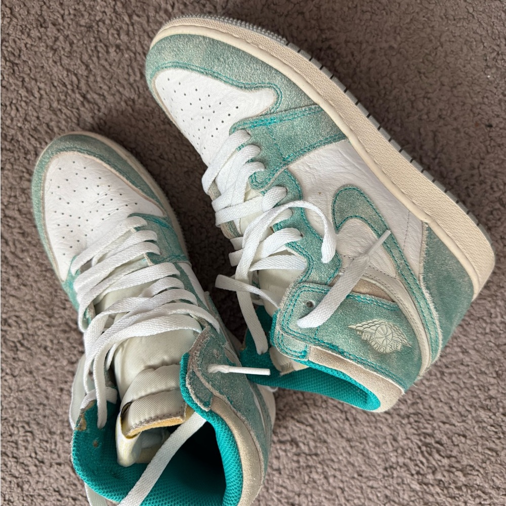 Jordan Sneakers in Teal and White